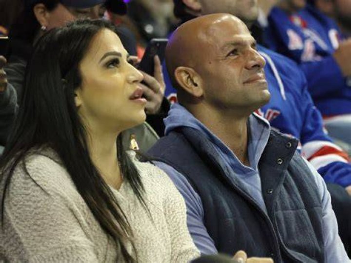 Robert Saleh's Wife: Unraveling The Truth