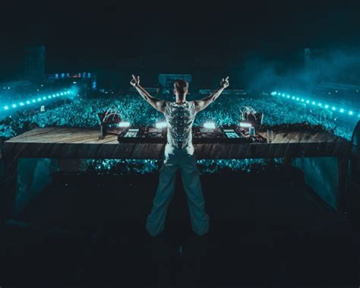 Samantha Kalkbrenner: A Renowned Artist In The Electronic Music Scene