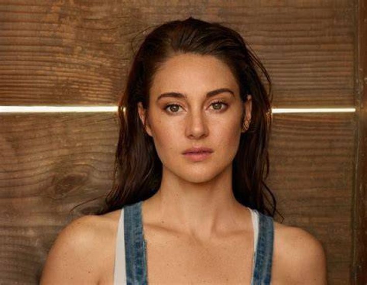 Shailene Woodley's Pregnancy Journey: A Comprehensive Guide!