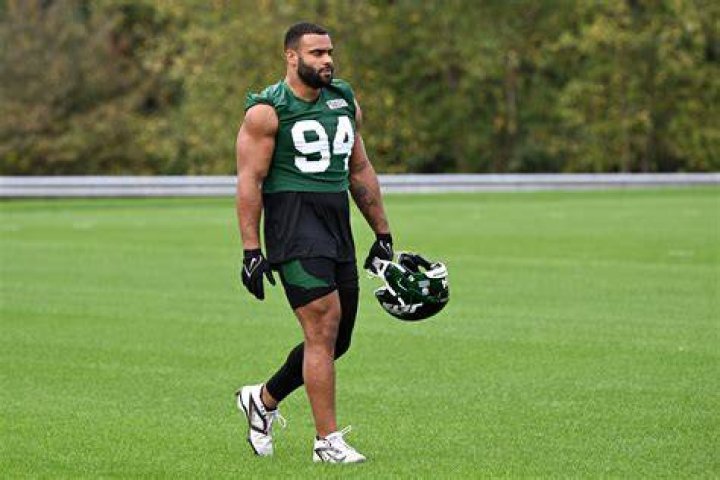 Solomon Thomas's Wife: An Inside Look At Their Relationship