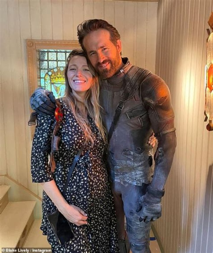 Surprise! Discover The Gender Of Blake Lively And Ryan Reynolds's Fourth Child