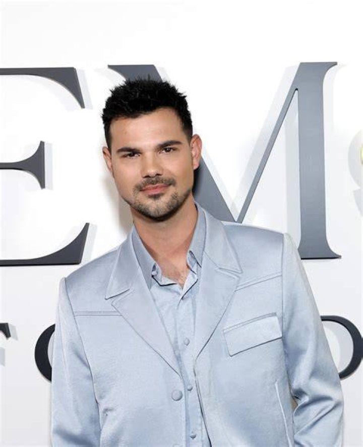 Taylor Lautner's Parents: Meet The Family Behind The Hollywood Star