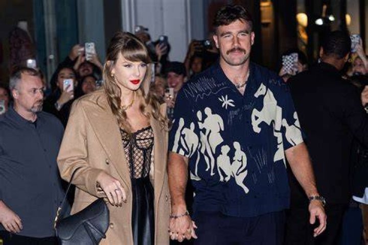 Taylor Swift And Travis Kelce's Surprising Age Gap: Uncovering The Discrepancy