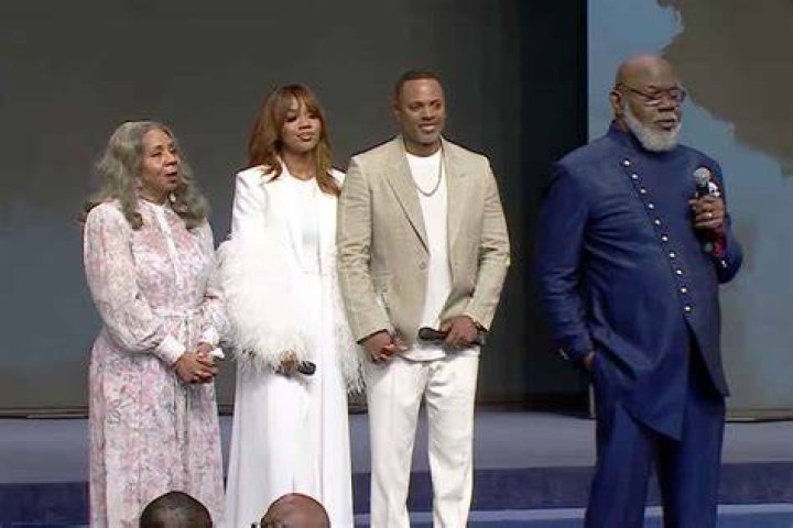 TD Jakes' Church Resignation Rumors: Fact Or Fiction?