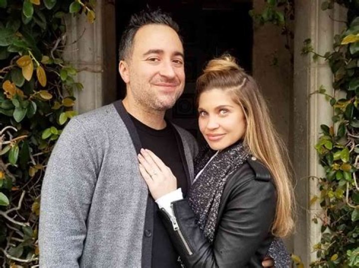 The Comprehensive Guide To Danielle Fishel's Relationships