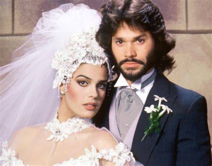 The Enduring Love Story Of Bo And Hope Brady: A Timeless Classic