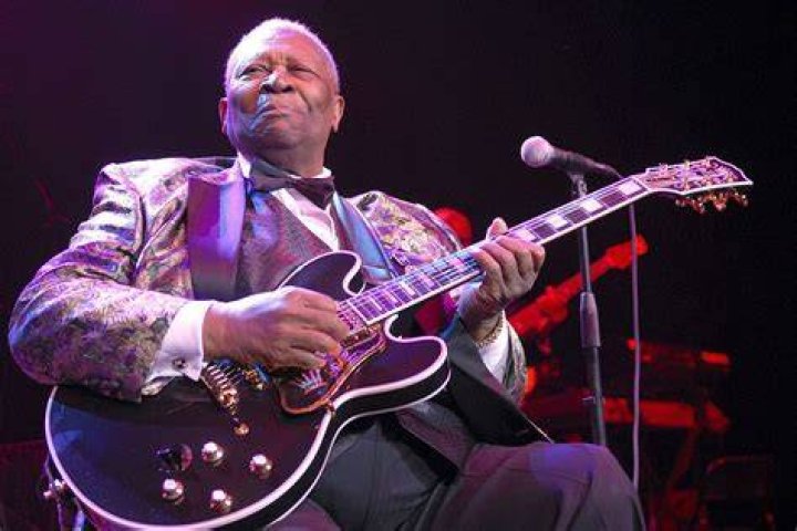 The Iconic Elvis & BB King Photo: A Timeless Image Of Two Legends