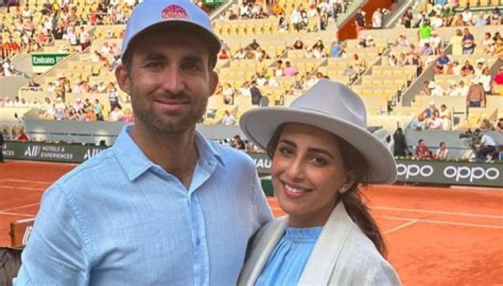 The Inside Scoop: Hamza Amin's First Wife Revealed