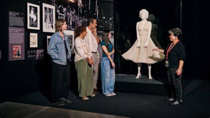 The Towering Stature Of Gene Kelly: Unveiling The Hollywood Icon's Height