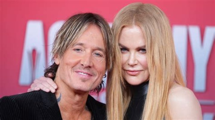 The Truth About Keith Urban: Does He Wear Eyeliner?