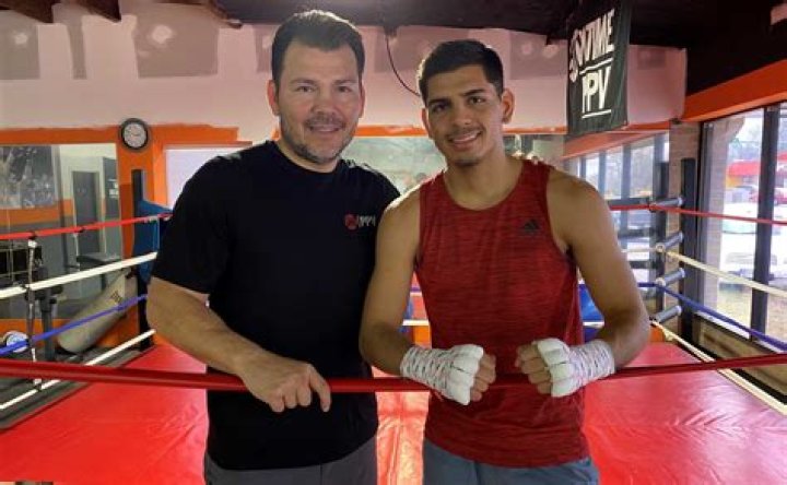 The Ultimate Guide To Giovanni Marquez: Renowned Boxer