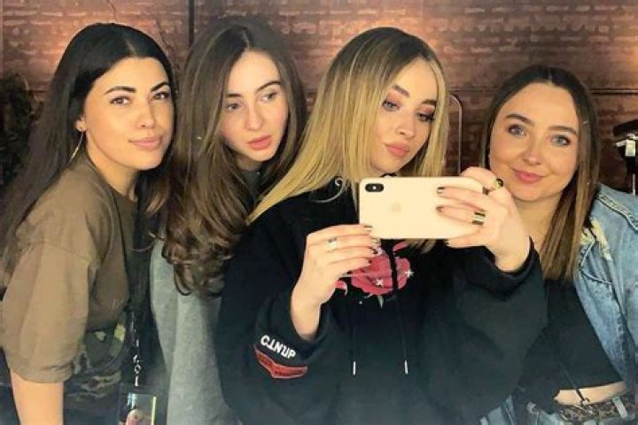 The Ultimate Guide To Sabrina Carpenter's Siblings: Meet Her Family!