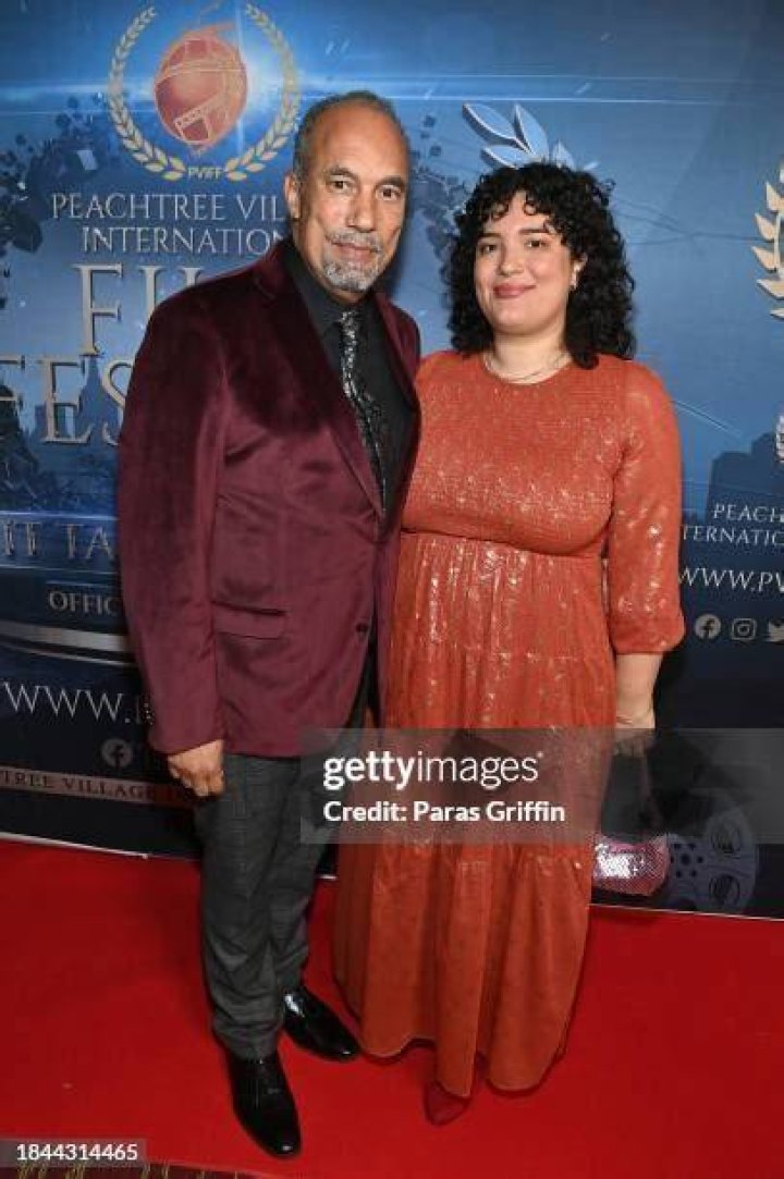 The Untold Story Of Roger Guenveur Smith's Daughter: A Legacy Unraveled