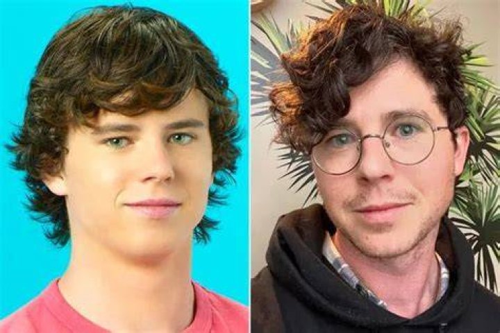 The Untold Truth About Charlie McDermott's Son