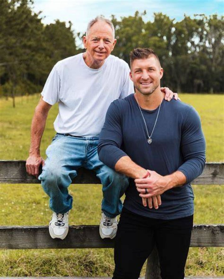 Tim Tebow's Height And Weight: The Physical Stats Behind His Success