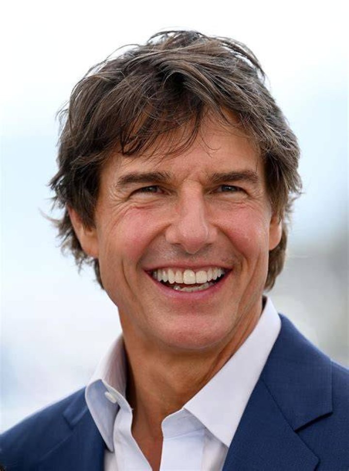 Tom Cruise's Age In His Movie Debut: Unveiling The Mystery