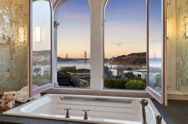 Top Celebrities Who've Called San Francisco Home