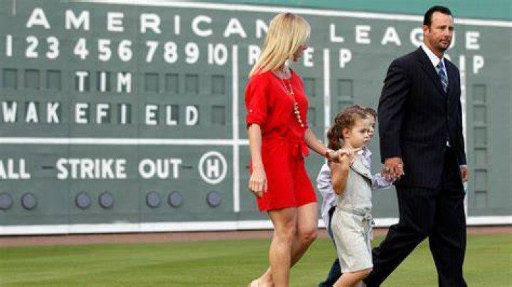 Uncovering Tim Wakefield's Family Roots: A Look At His Parents