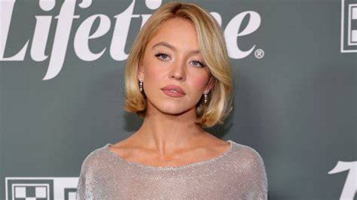 Unlocking The Secrets Of Her Iconic Red Carpet Moment