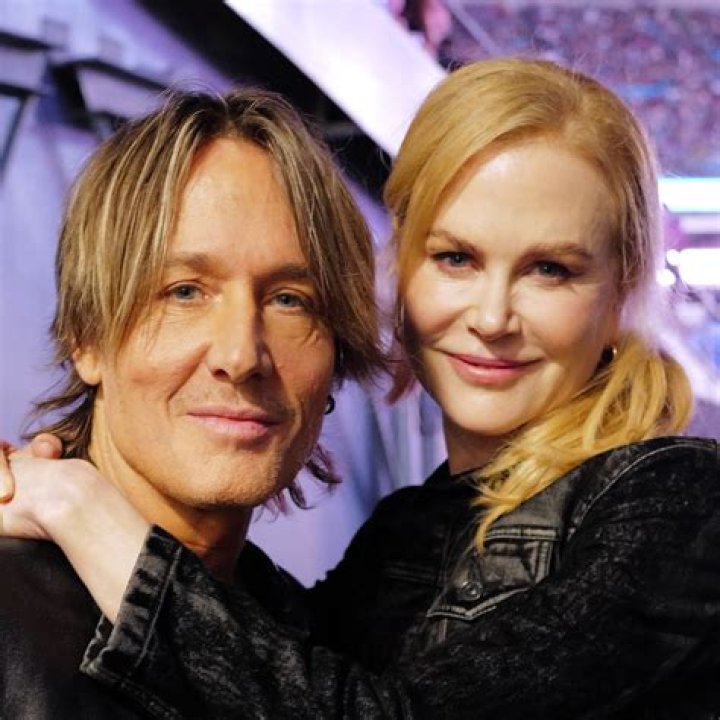 Unraveling The Mystery: Does Keith Urban Embrace The Allure Of Eyeliner?