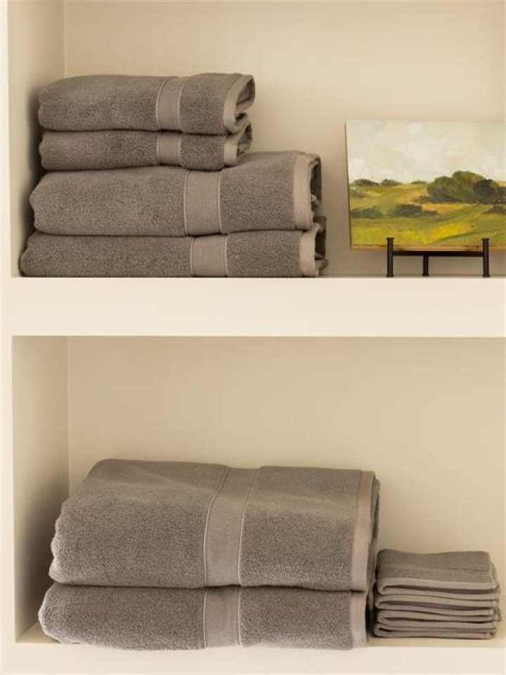 Unveil The Secrets: Cozy Earth Towels Review
