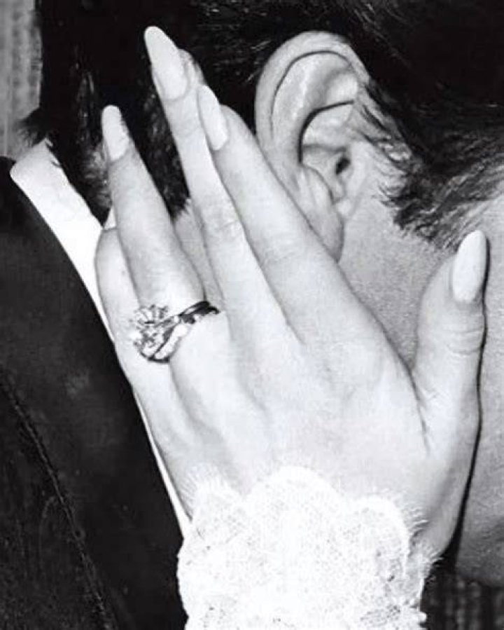 Unveiling Elvis Presley's Wedding Moments: Memorable Photos For The King