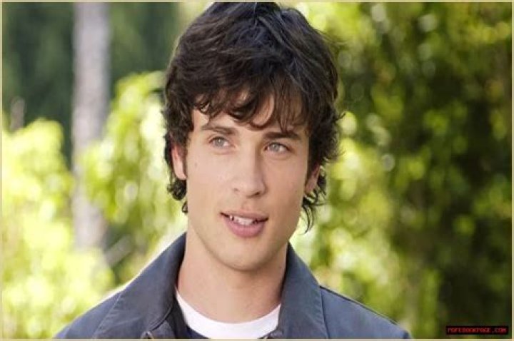 Unveiling The Secrets Of Tom Welling's Towering Height And Its Impact