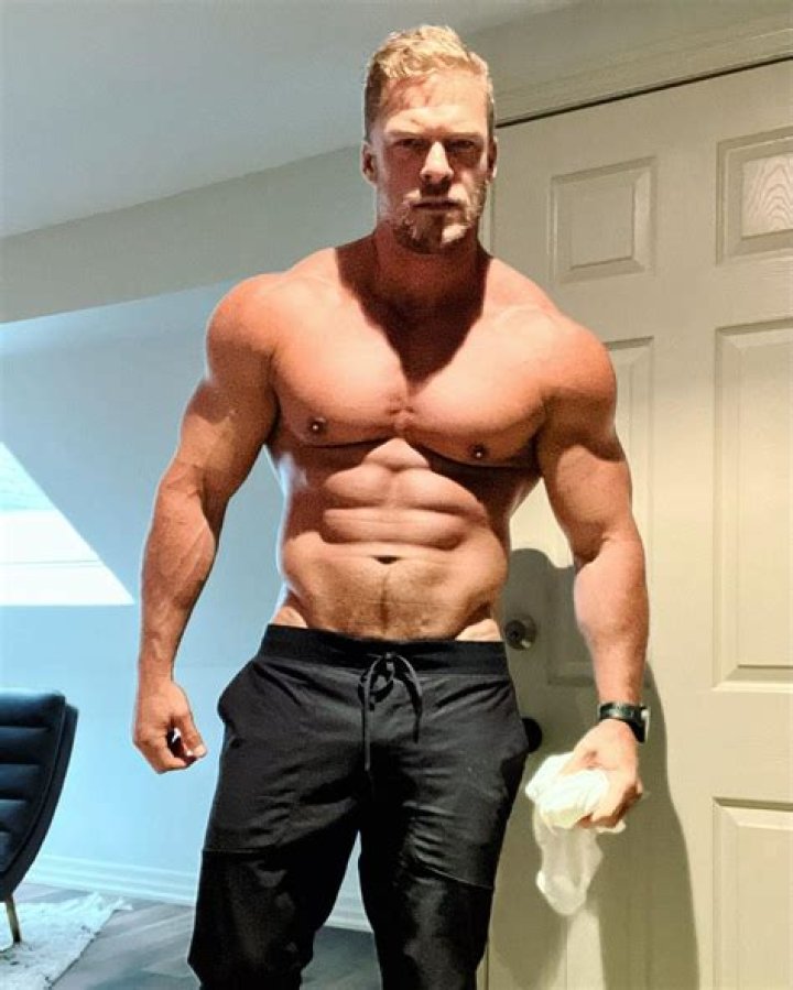 Unveiling The Significance Of Alan Ritchson's Height: Discoveries And Insights