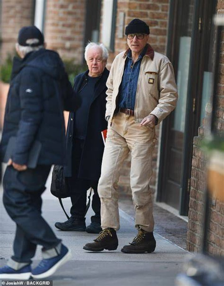 Unveiling The Stature: Daniel Day-Lewis's Height Revealed