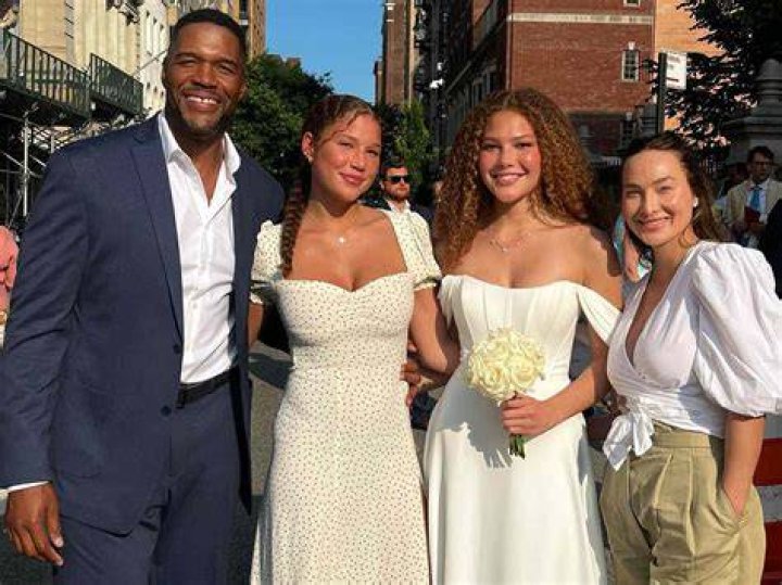 Unveiling The World Of Michael Strahan's Girlfriend: Discoveries And Insights