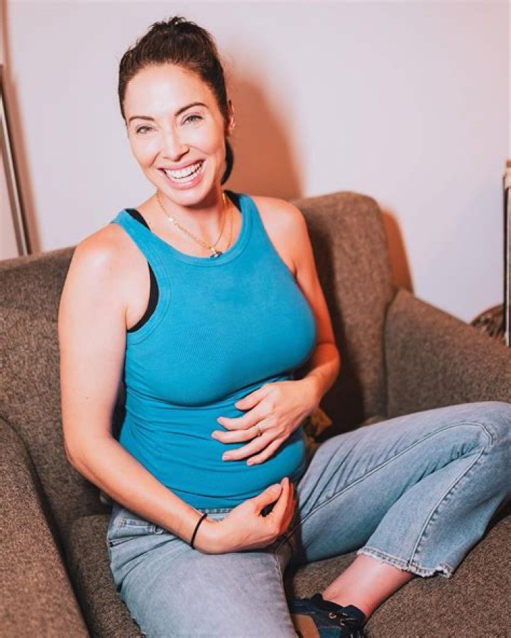 Whitney Cummings' Baby Daddy: Unveiling The Untold Story