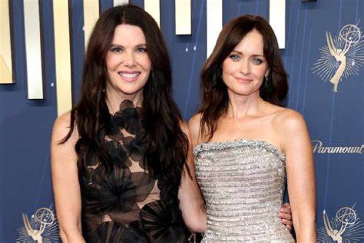 Who's Alexis Bledel's Son?